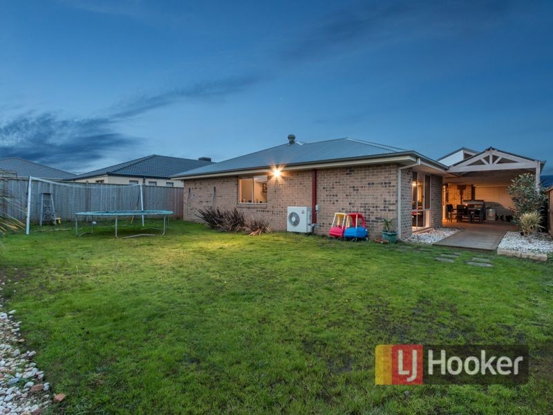 Peisley Crescent, Clyde North VIC 3978