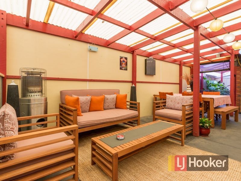 15 Dunbar Avenue, Cranbourne VIC 3977