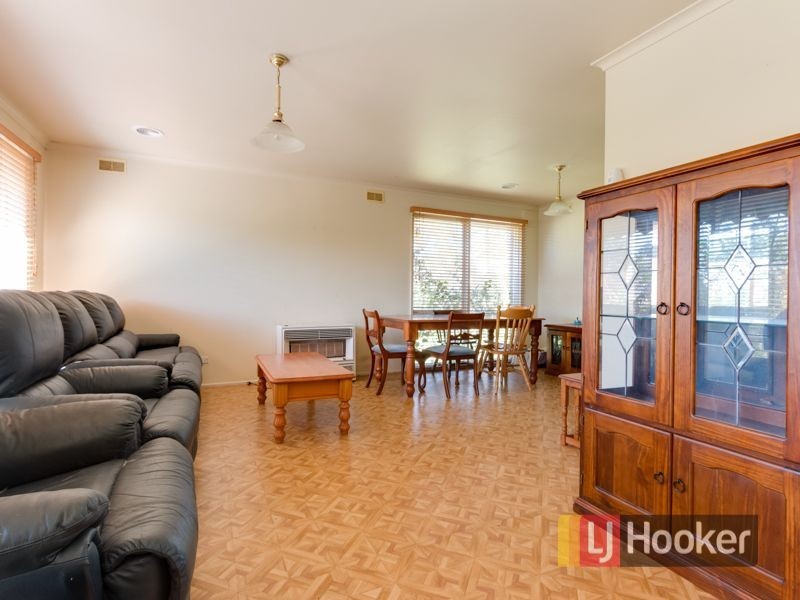 5 Kings Court, Cranbourne VIC 3977