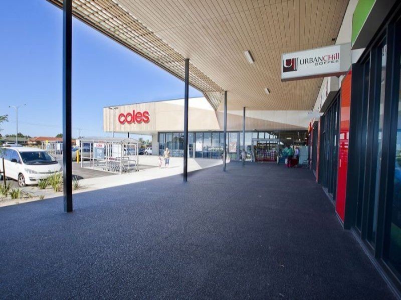 6 Tulip Grove, Cranbourne VIC 3977