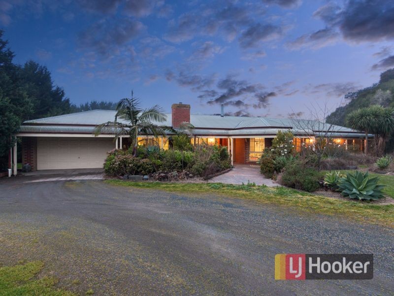 38 Collison Road, Cranbourne East VIC 3977