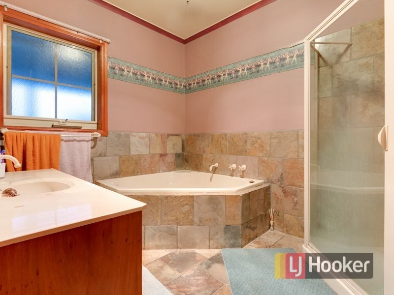 38 Collison Road, Cranbourne East VIC 3977