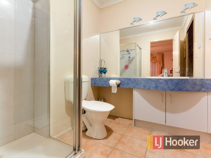44 Mariner Close, Cranbourne North VIC 3977