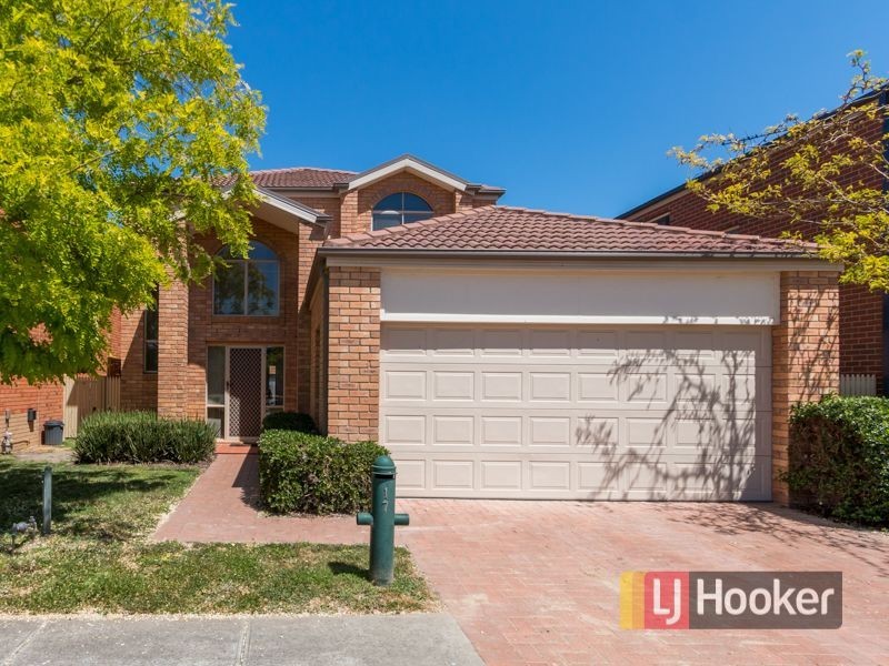 17 Amhurst Drive, Narre Warren South VIC 3805