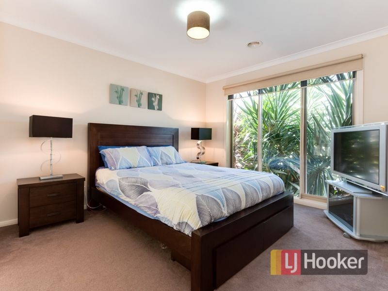 53 Kingdom Drive, Cranbourne VIC 3977