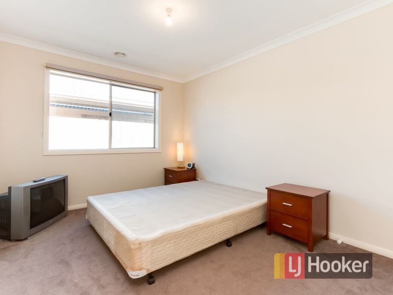 53 Kingdom Drive, Cranbourne VIC 3977