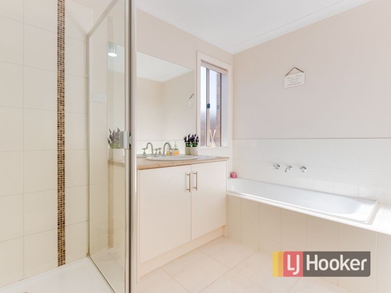 53 Kingdom Drive, Cranbourne VIC 3977