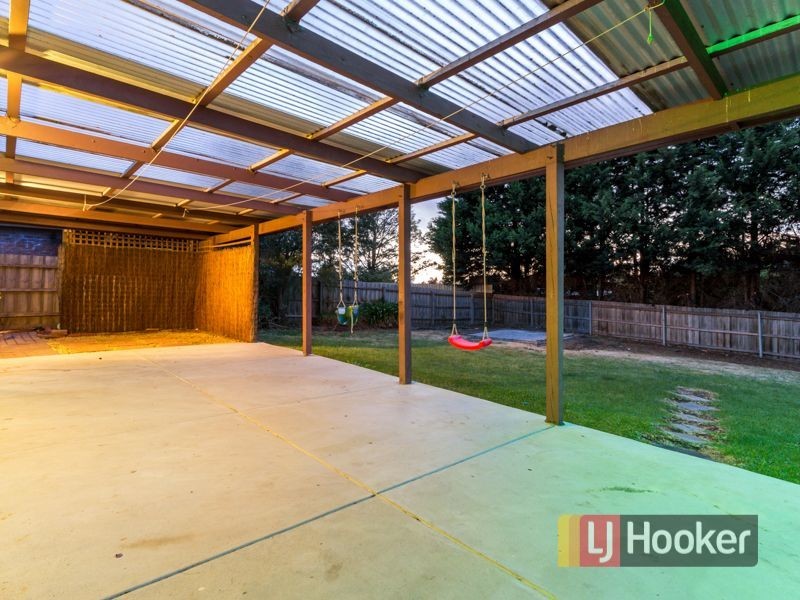 13 Chiswick Court, Hampton Park VIC 3976