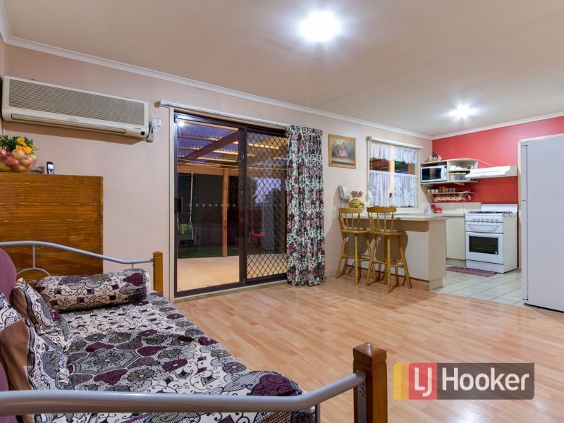 13 Chiswick Court, Hampton Park VIC 3976