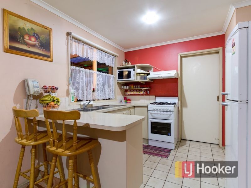 13 Chiswick Court, Hampton Park VIC 3976