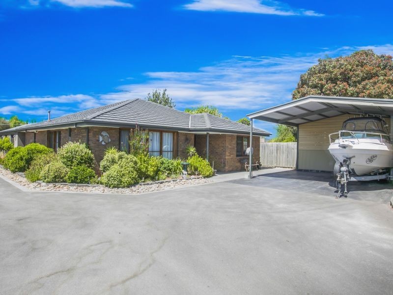 67 South Gippsland Highway, Tooradin VIC 3980