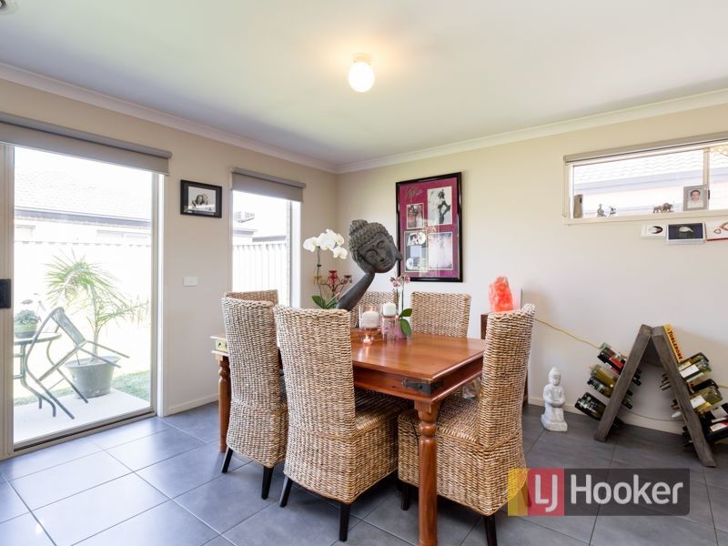 29 Ardent Cresent, Cranbourne East VIC 3977