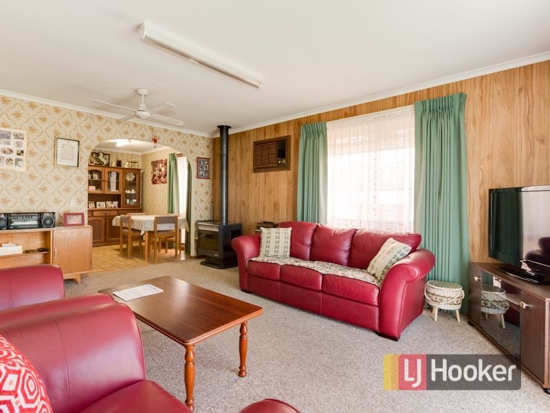 2 /15 Normanby Street, Cranbourne VIC 3977