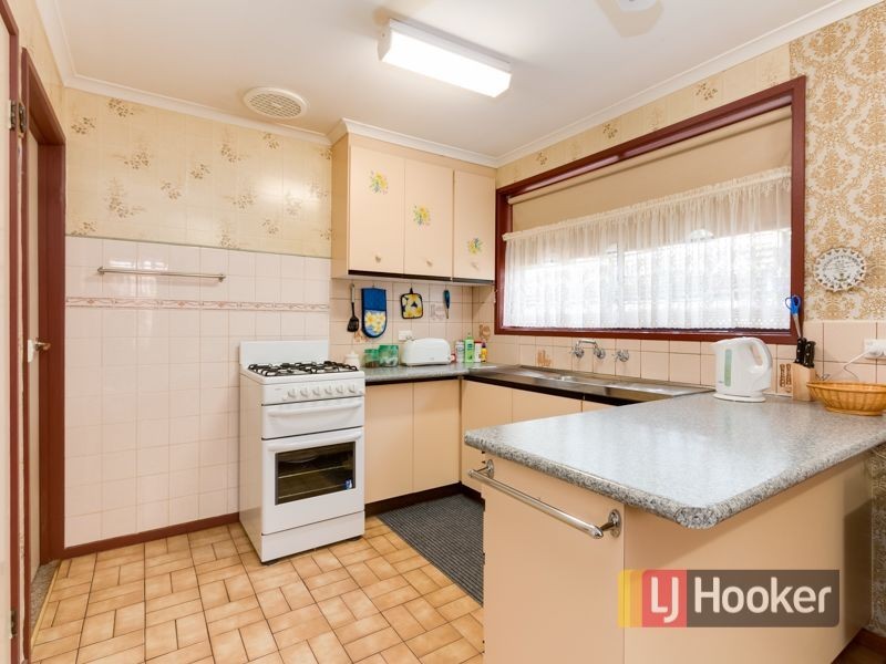 2 /15 Normanby Street, Cranbourne VIC 3977