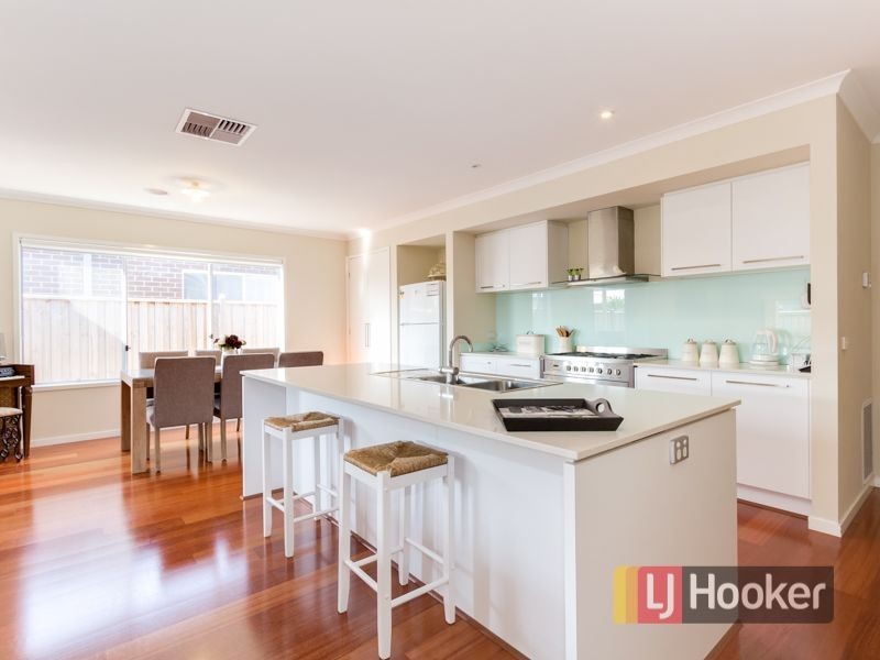 36 Island Circuit, Lyndhurst VIC 3975