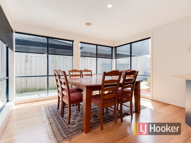 82 Langbourne Drive, Narre Warren South VIC 3805