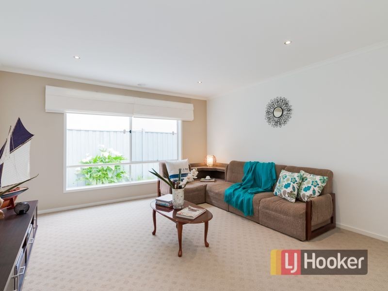 128 Boland Drive, Lyndhurst VIC 3975
