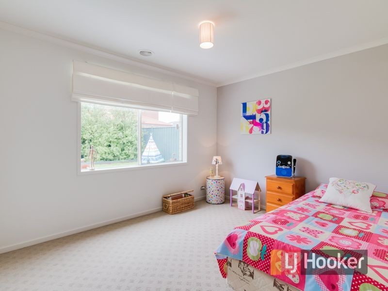 128 Boland Drive, Lyndhurst VIC 3975