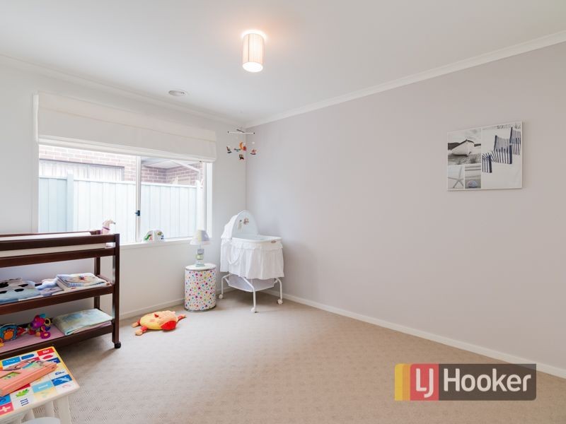 128 Boland Drive, Lyndhurst VIC 3975