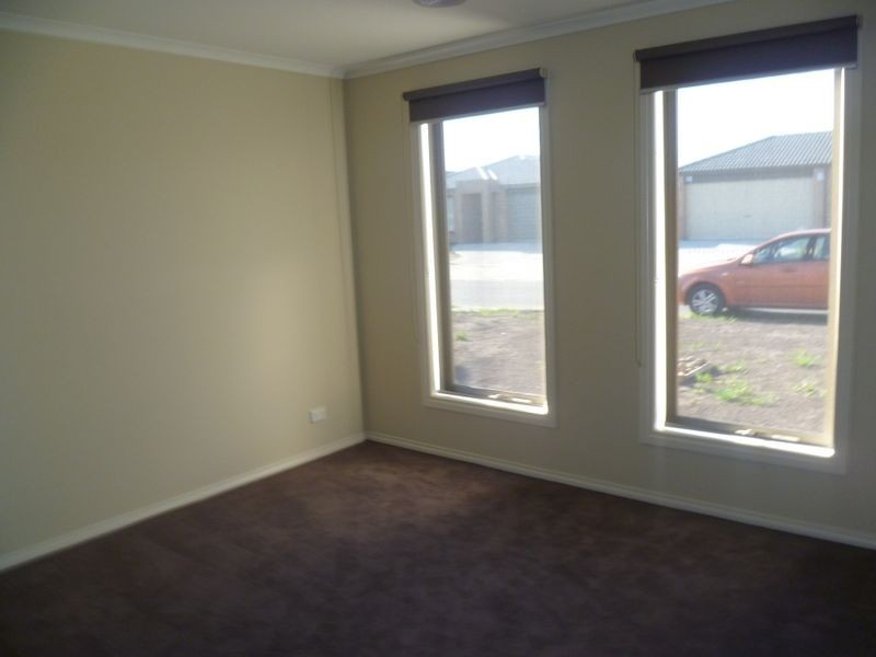 4 Montdami Way, Carrum Downs VIC 3201