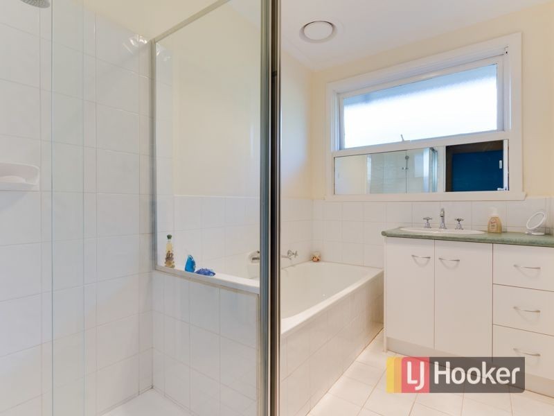 28 Stawell Street, Cranbourne VIC 3977