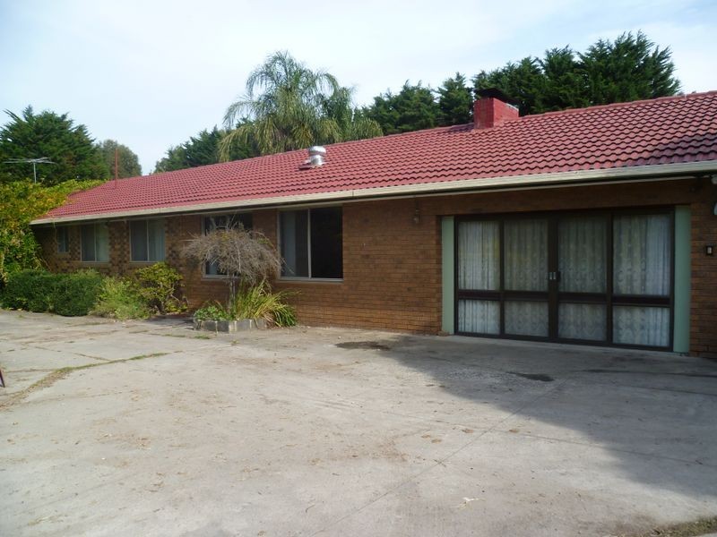 15 Collison Road, Cranbourne VIC 3977