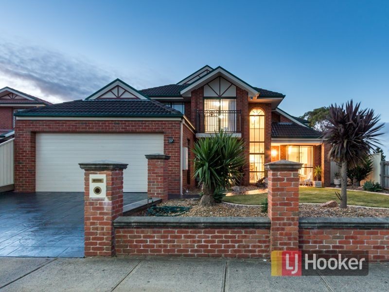 27 Hanna Drive, Endeavour Hills VIC 3802