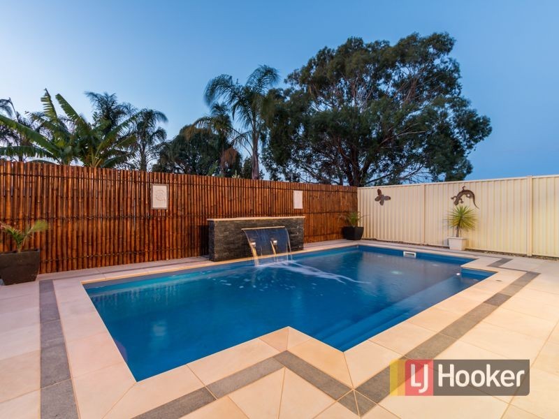 27 Hanna Drive, Endeavour Hills VIC 3802