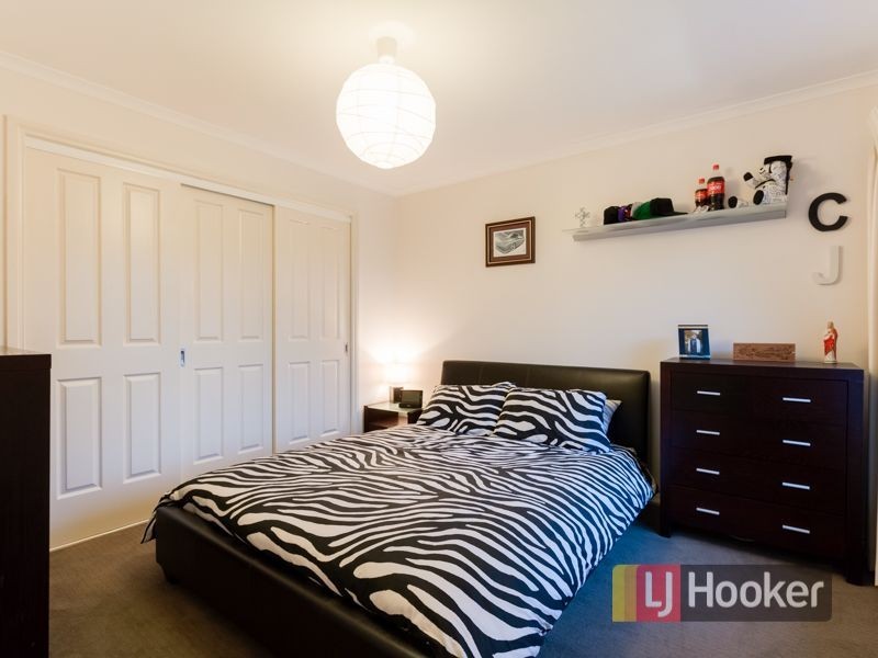 27 Hanna Drive, Endeavour Hills VIC 3802