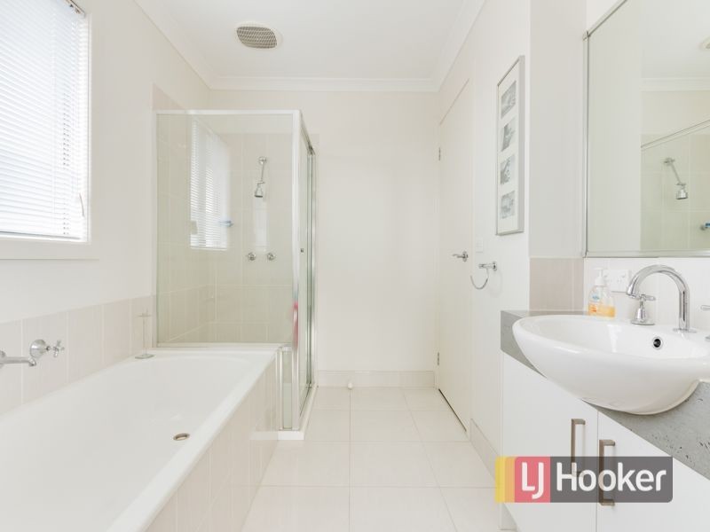 2/19 Robin Drive, Carrum Downs VIC 3201