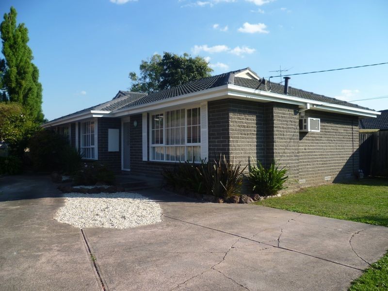 18 Cochrane Street, Cranbourne VIC 3977