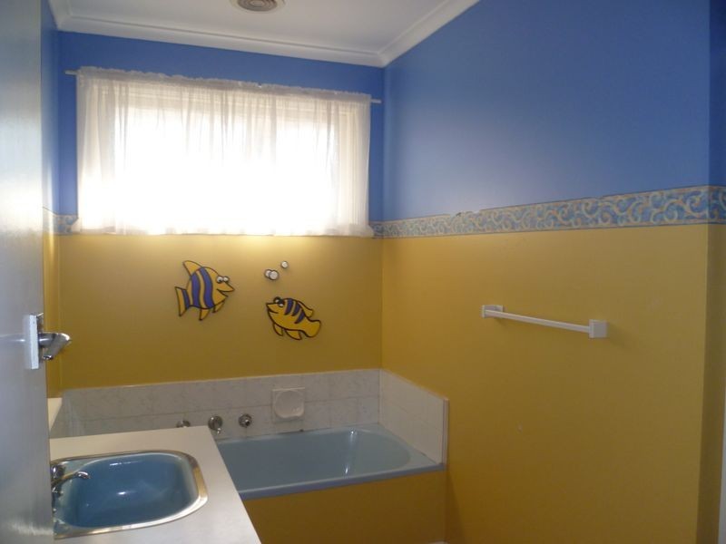 18 Cochrane Street, Cranbourne VIC 3977