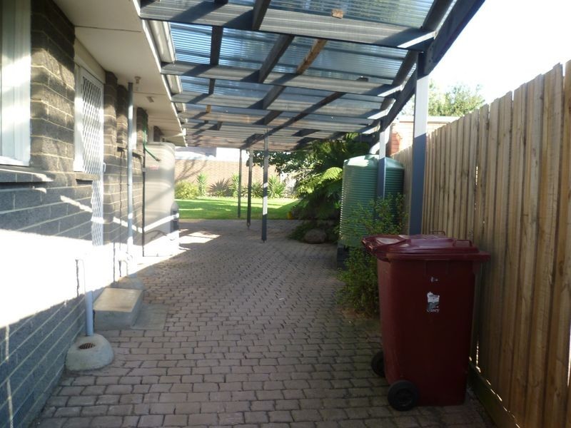 18 Cochrane Street, Cranbourne VIC 3977