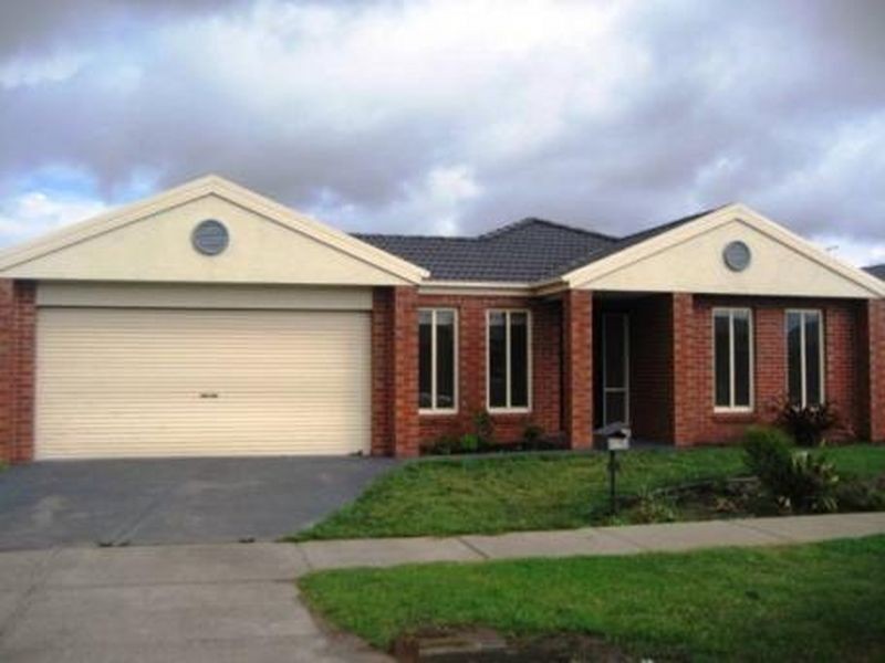 15 Alysha Avenue, Lyndhurst VIC 3975