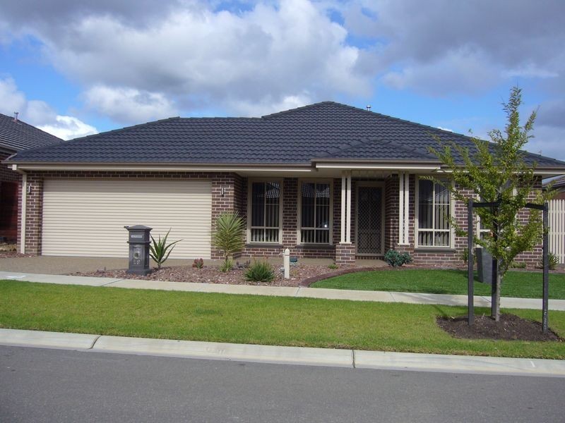 19 Misty Close, Berwick VIC 3806