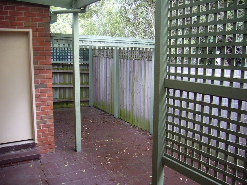 1/94 Outlook Drive, Dandenong North VIC 3175