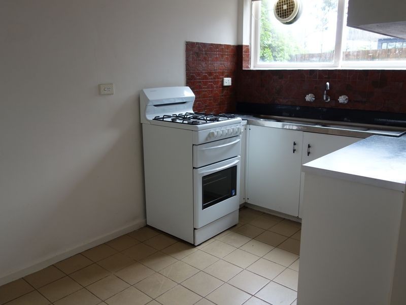 2/30 Potter Street, Dandenong VIC 3175