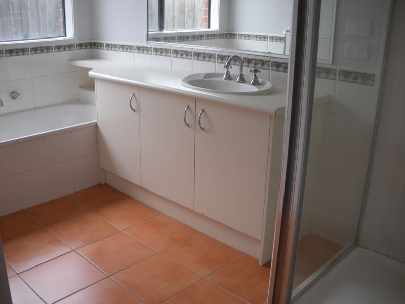 5 Pembury Court, Narre Warren South VIC 3805