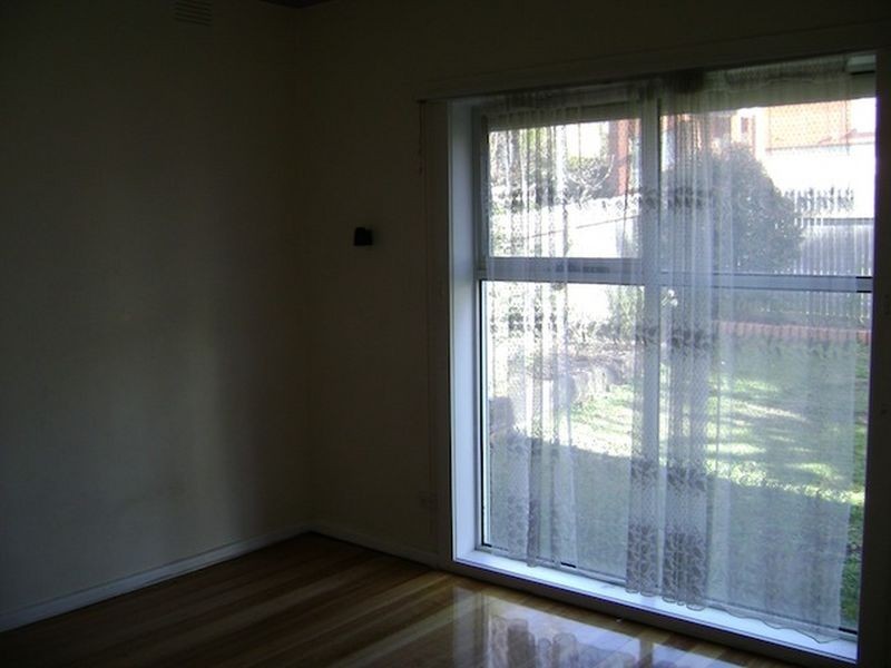 27 Cornelius Street, Dandenong VIC 3175