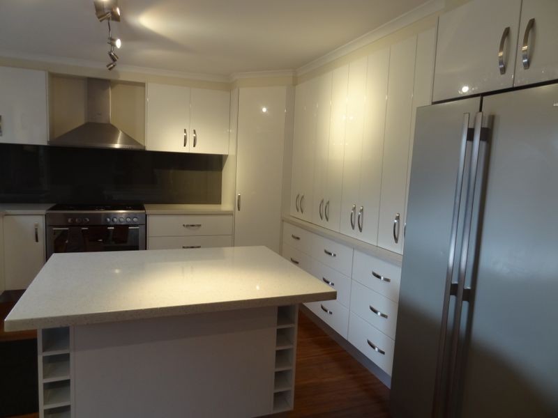 23 Maryrose Crescent, Endeavour Hills VIC 3802