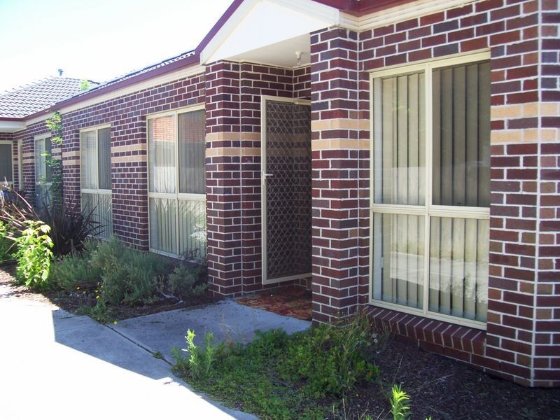 2/22 Edward Avenue, Dandenong VIC 3175