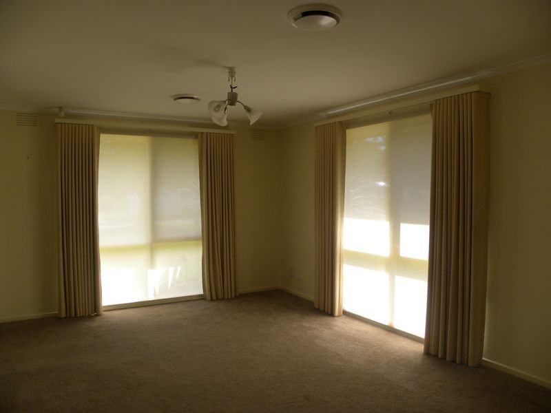 65 Valleyfair Drive, Narre Warren VIC 3805