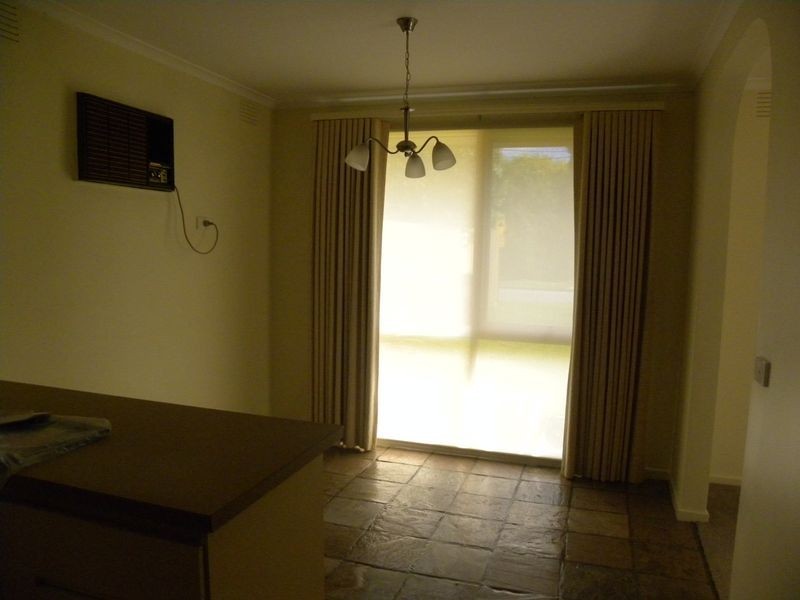 65 Valleyfair Drive, Narre Warren VIC 3805