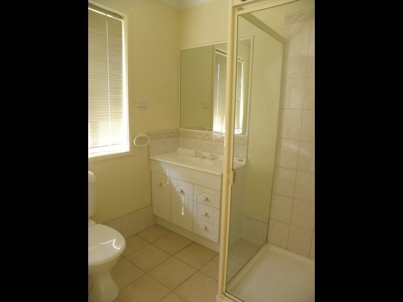 70 Amber Crescent, Narre Warren VIC 3805