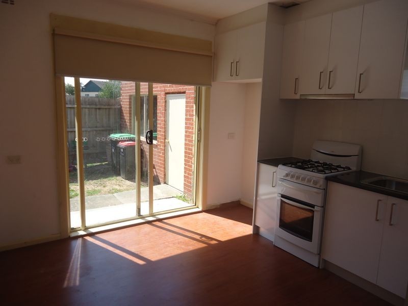 53 Menzies Avenue, Dandenong North VIC 3175