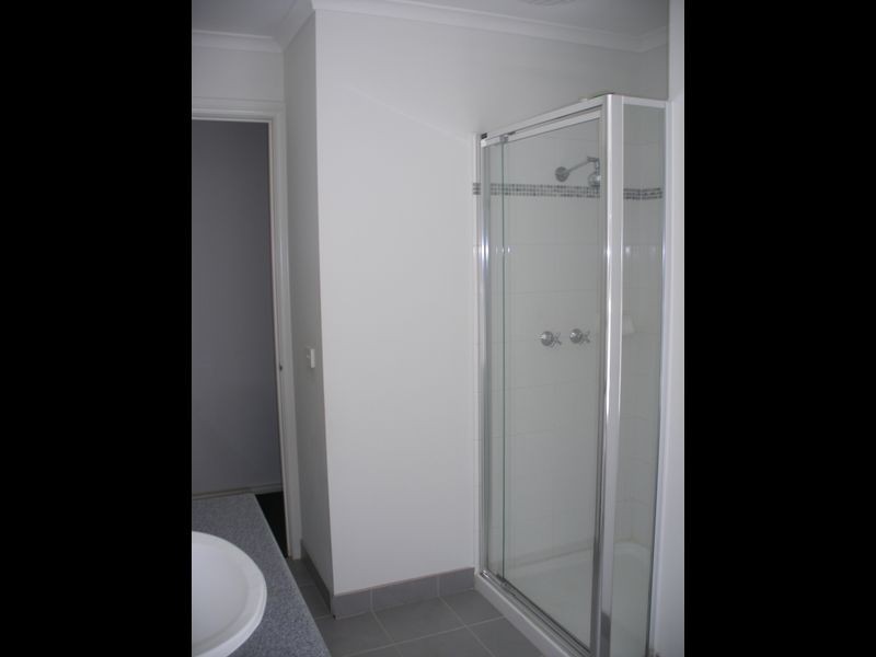 5/13 Red Cherry Court, Pakenham VIC 3810