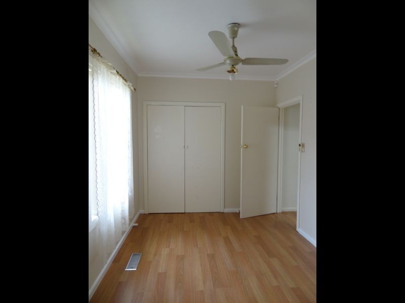 11 McNabb Court, Dandenong North VIC 3175