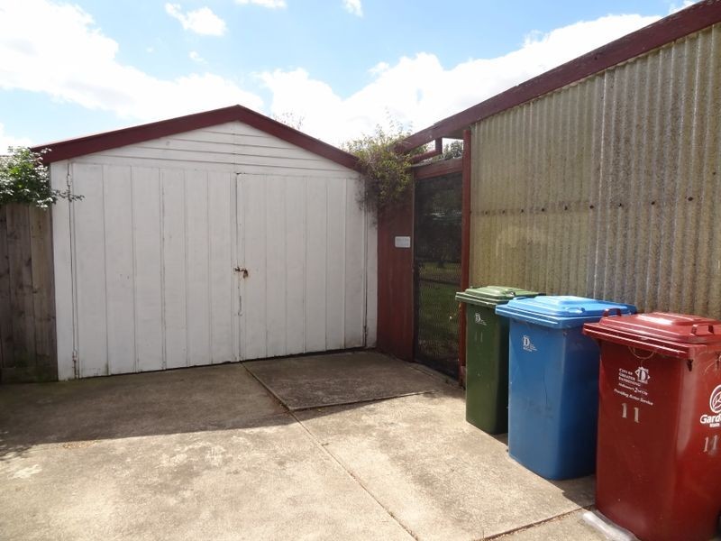 11 McNabb Court, Dandenong North VIC 3175