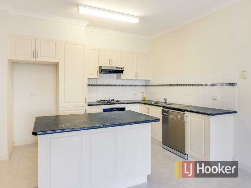 16/84 Heatherton Road, Endeavour Hills VIC 3802