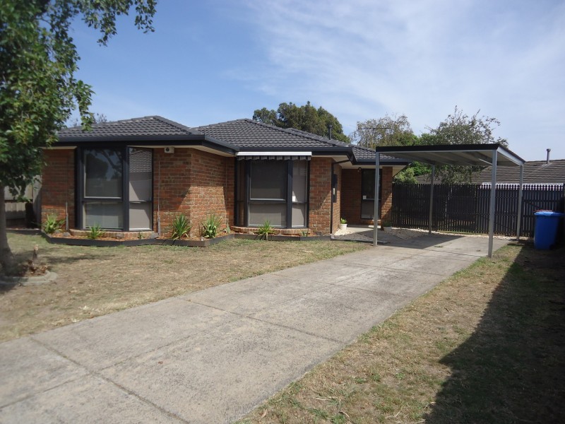 8 Greenhill Rise, Hampton Park VIC 3976